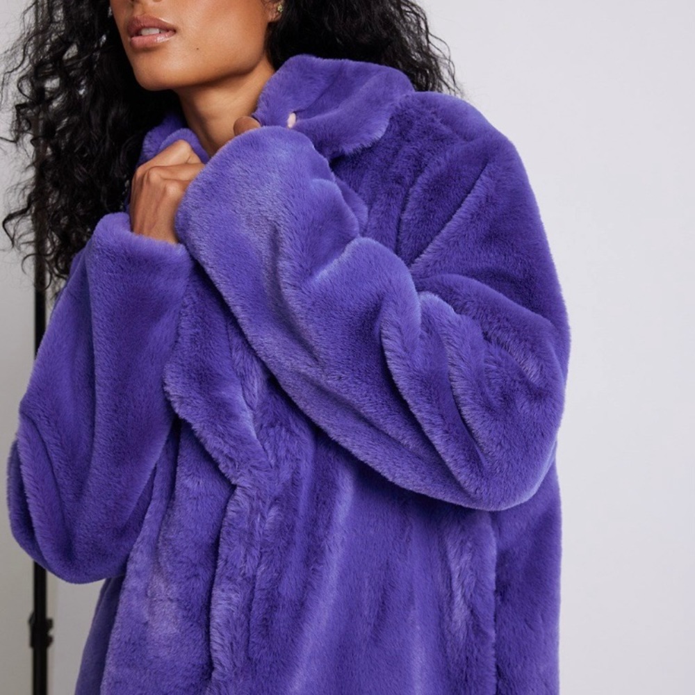 NA-KD faux fur coat in Pantone 💜💜